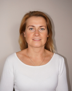 Zdjęcie pracownika Katedry Studiów Azjatyckich Joanny Ciesielskiej-Klikowskiej/Photo of Joanna Ciesielska-Klikowska from the Department of Asian Studies